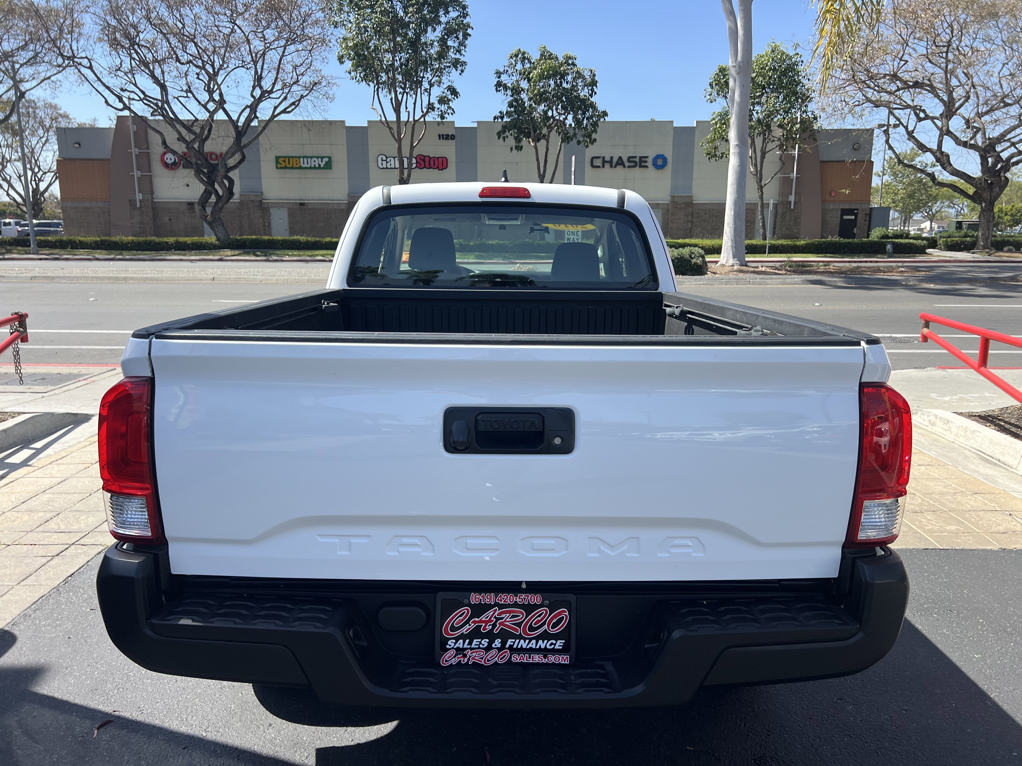 Used 2016 Toyota Tacoma SR RWD image 7