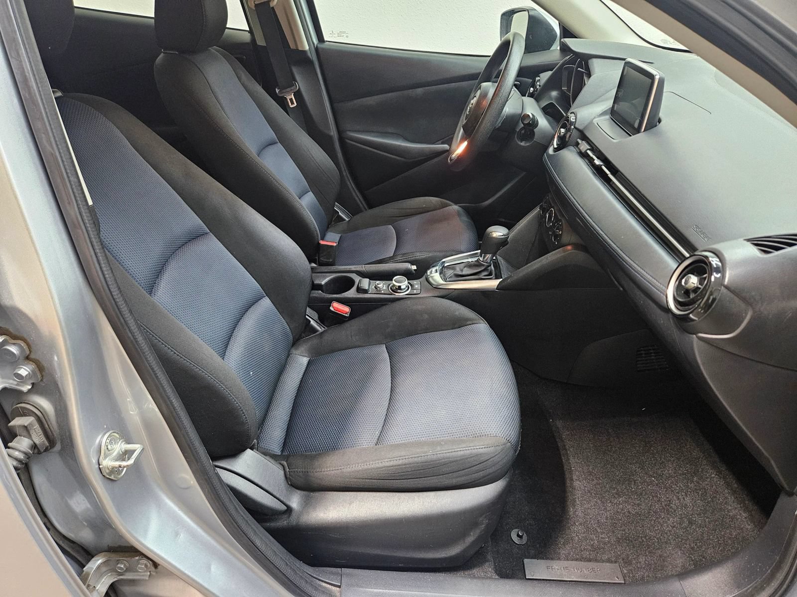 Used 2019 Toyota Yaris LE FWD image 16