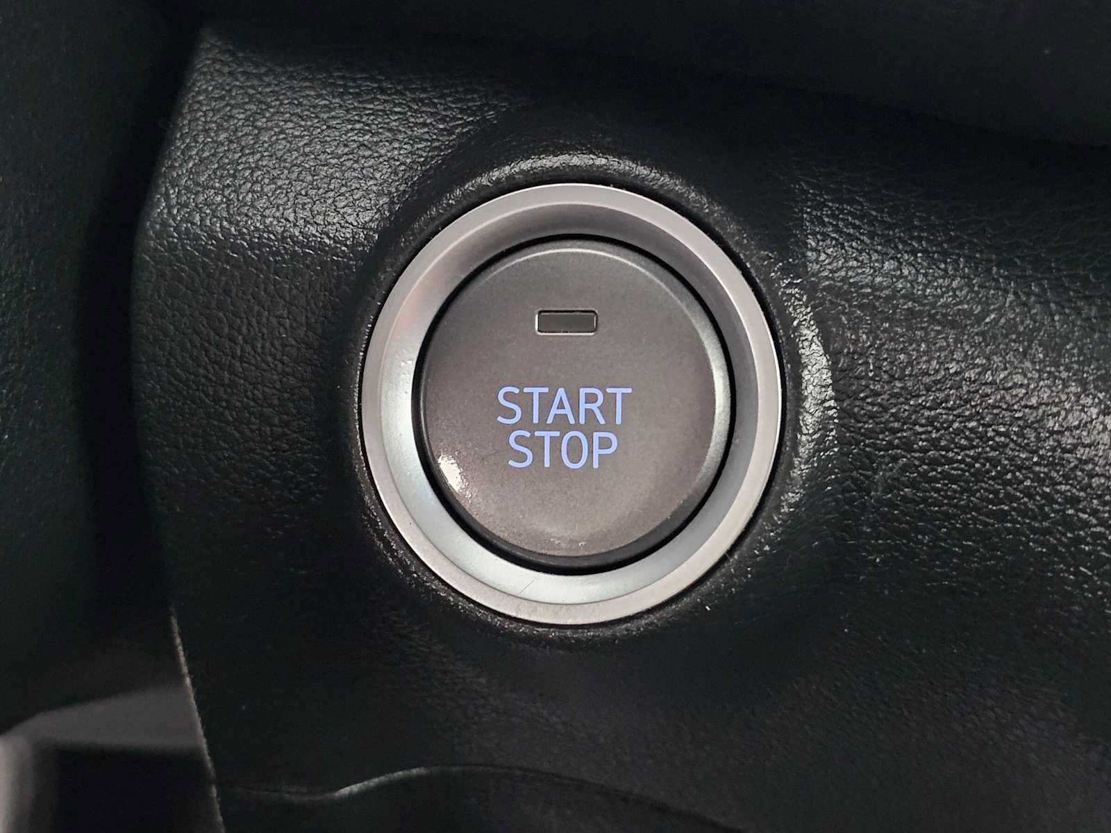 Used 2023 Hyundai Kona SE w/ Cargo Package FWD image 30