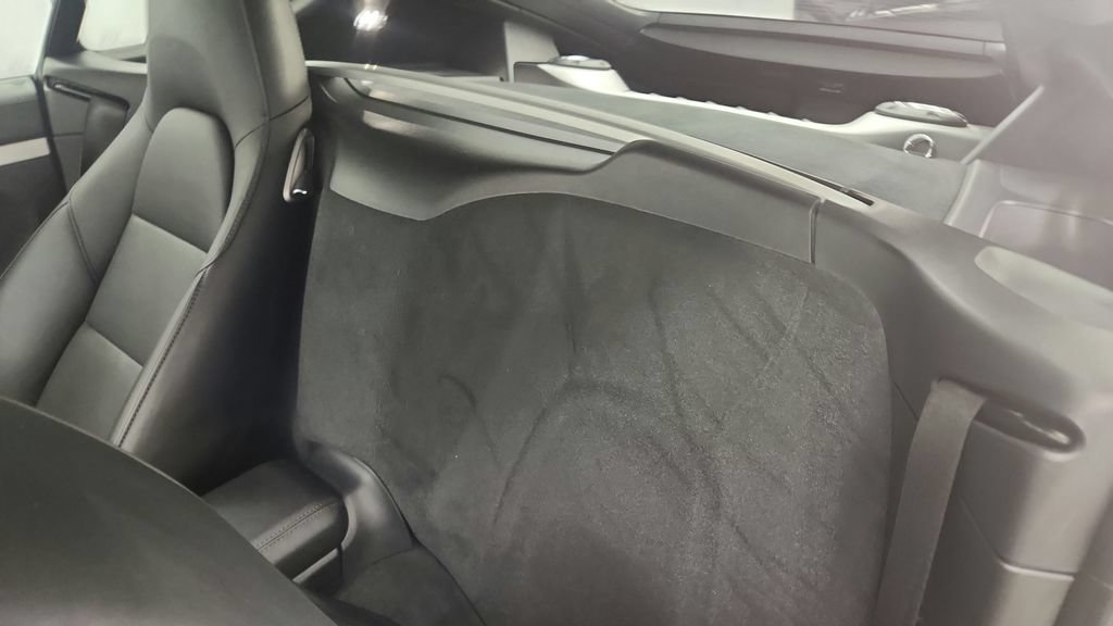 Used 2018 Porsche 718 Cayman GTS RWD image 34