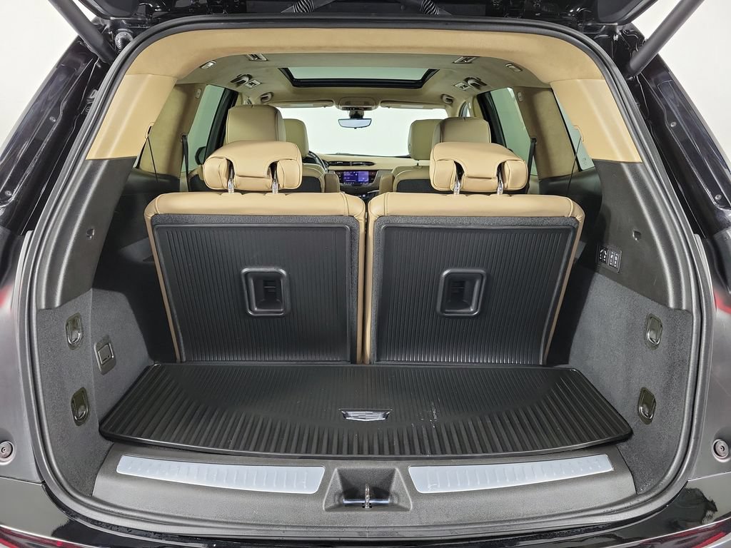 Certified 2024 Cadillac XT6 Premium Luxury w/ Platinum Package AWD/4WD image 9