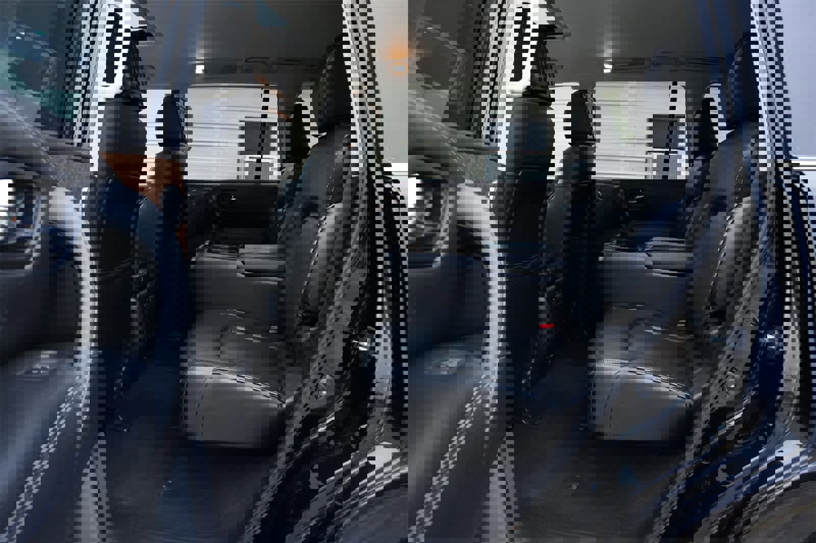 Used 2015 INFINITI QX80 Luxe w/ 22" Wheel Package image 19