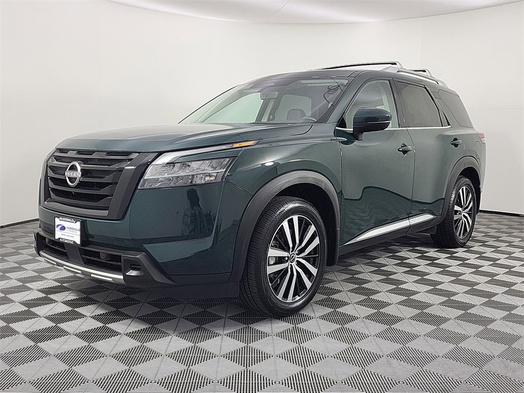 Used 2023 Nissan Pathfinder Platinum