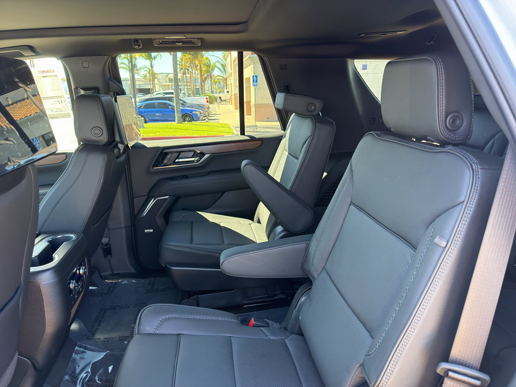 New 2026 GMC Yukon Denali w/ Advanced Technology Package RWD image 11