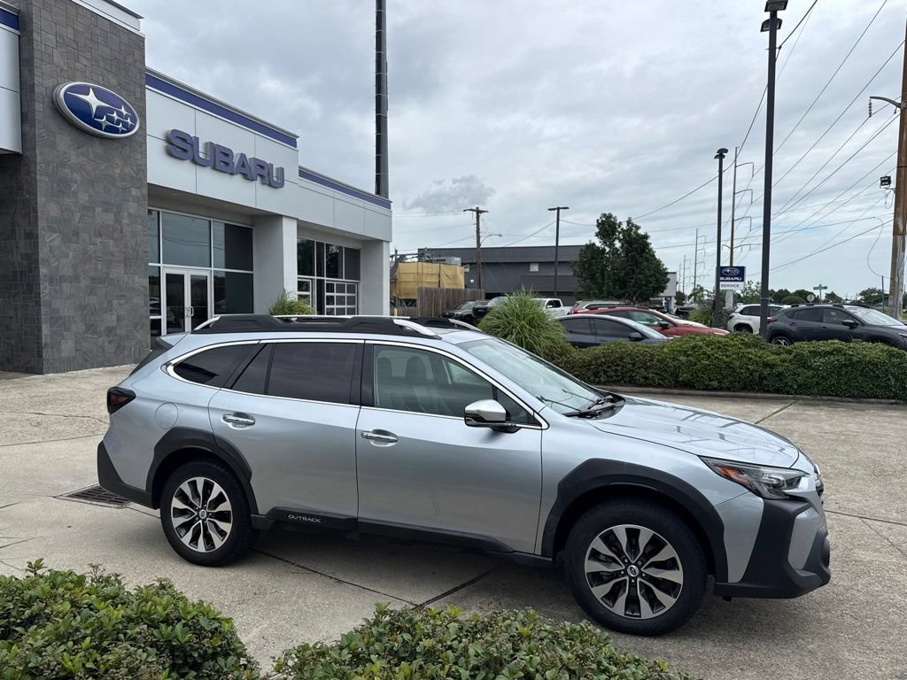 Used 2024 Subaru Outback Touring XT AWD/4WD image 8