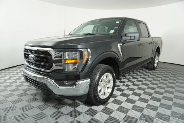 Used 2023 Ford F150 XLT image 3