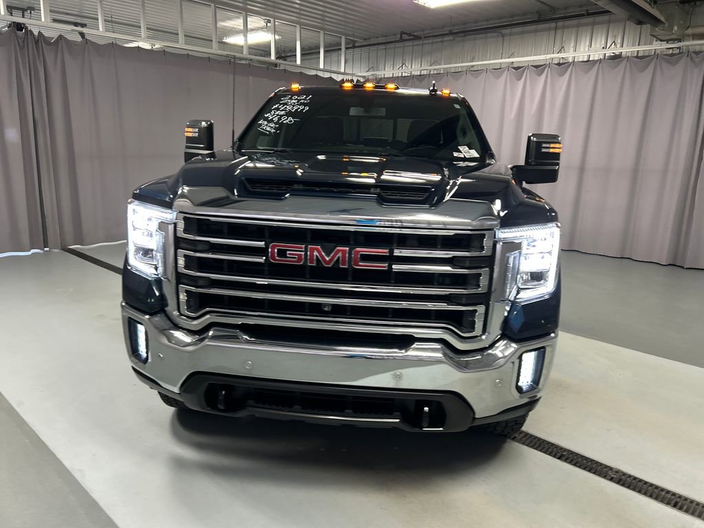Used 2021 GMC Sierra 2500 SLT w/ SLT Premium Package AWD/4WD image 2