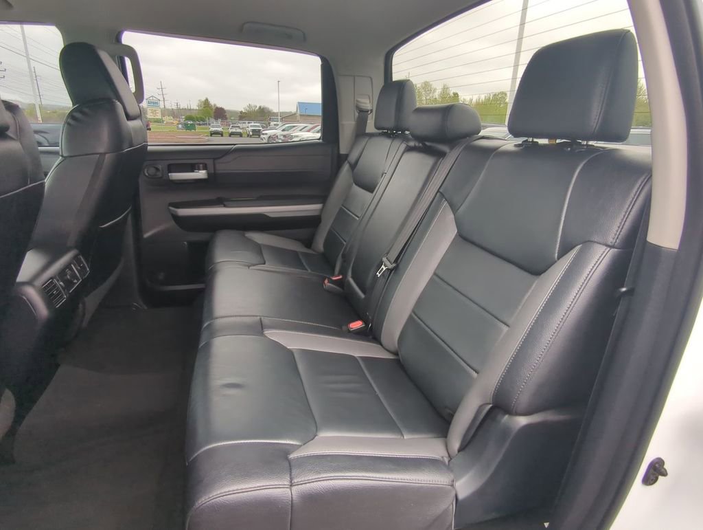 Used 2018 Toyota Tundra Limited w/ Limited Premium Package AWD/4WD image 23