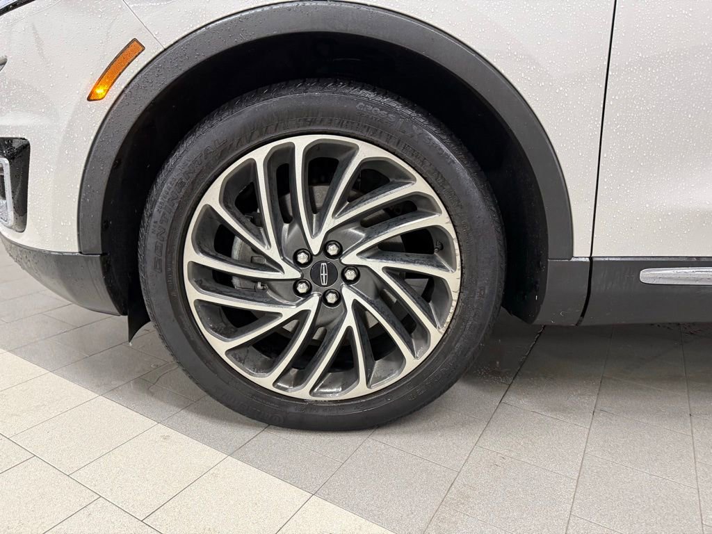 Used 2020 Lincoln Nautilus Reserve w/ Cargo Utility Package image 25