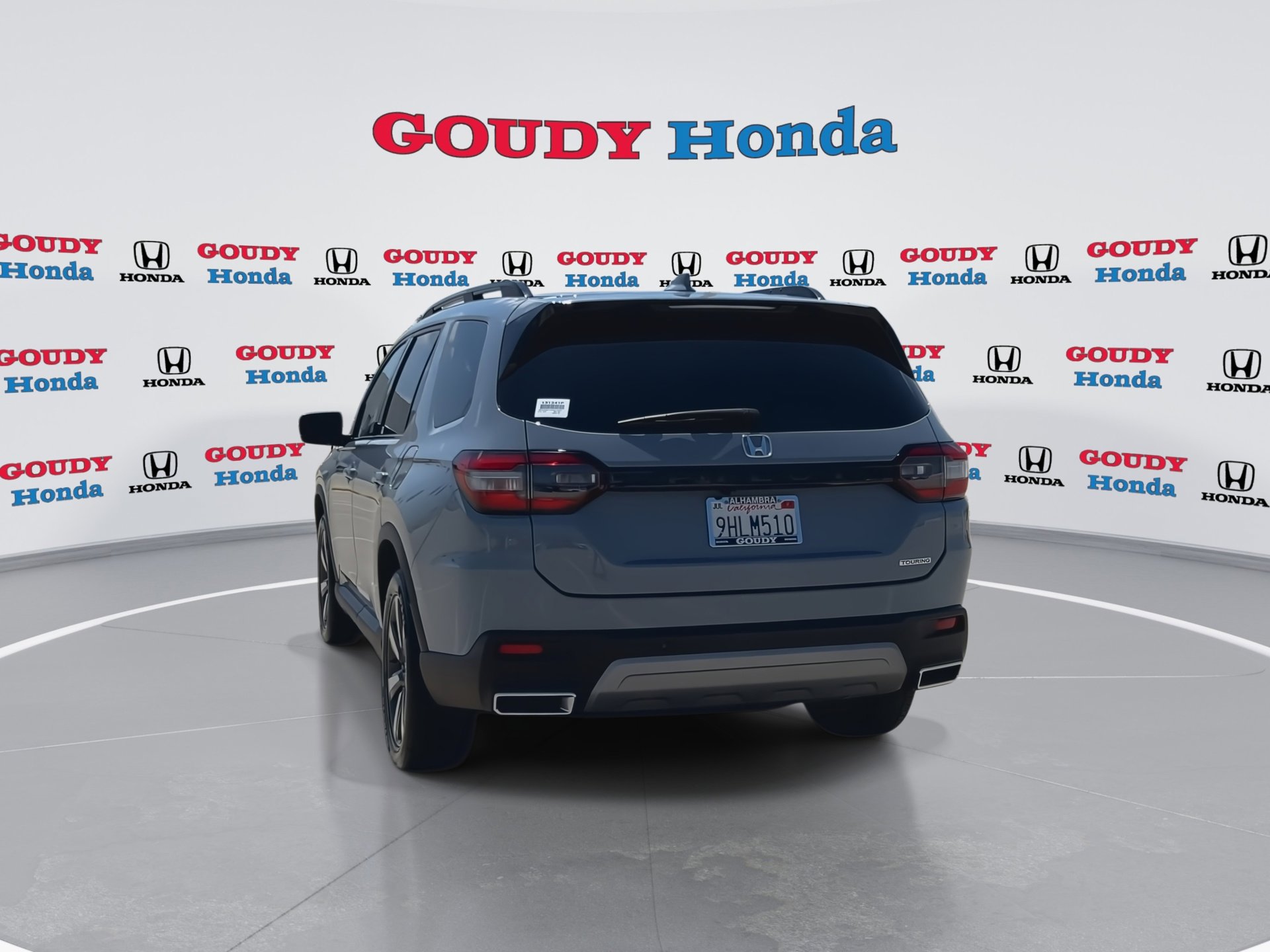 Certified 2023 Honda Pilot Touring image 7