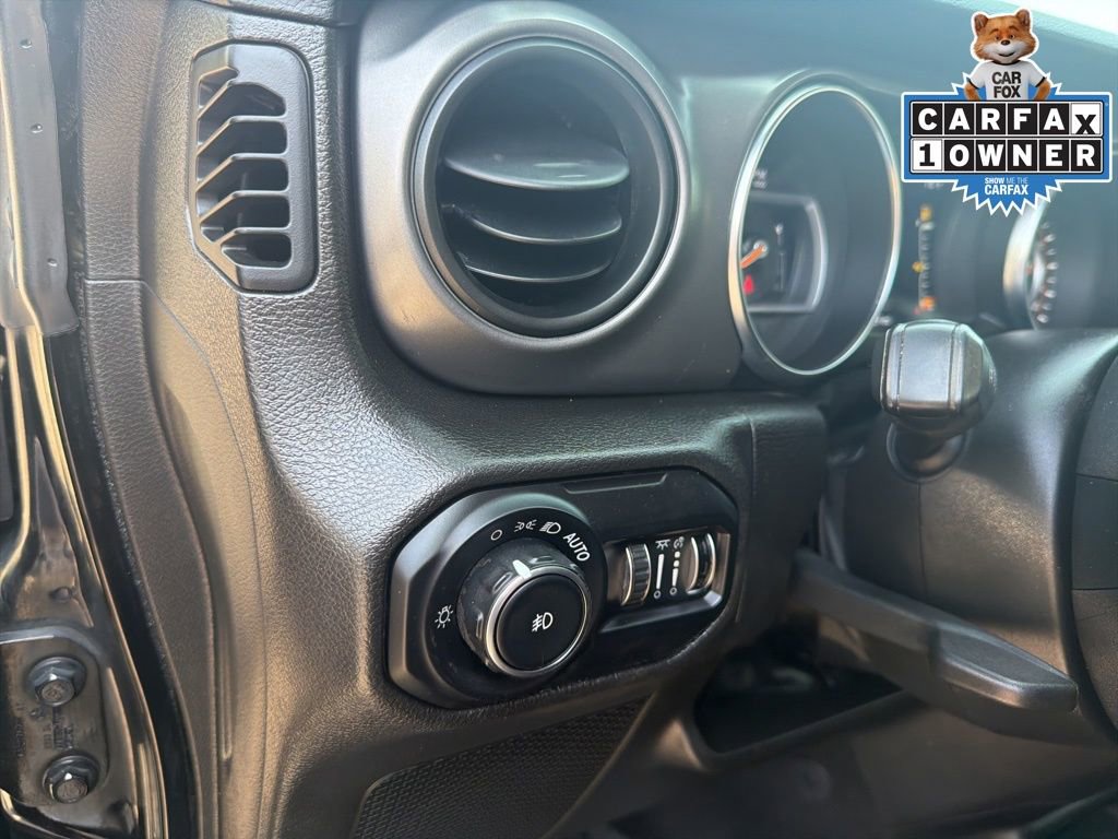 Used 2022 Jeep Wrangler Unlimited Sport AWD/4WD image 24