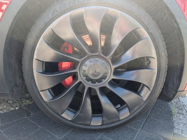 Used 2021 Tesla Model Y Performance AWD/4WD image 10