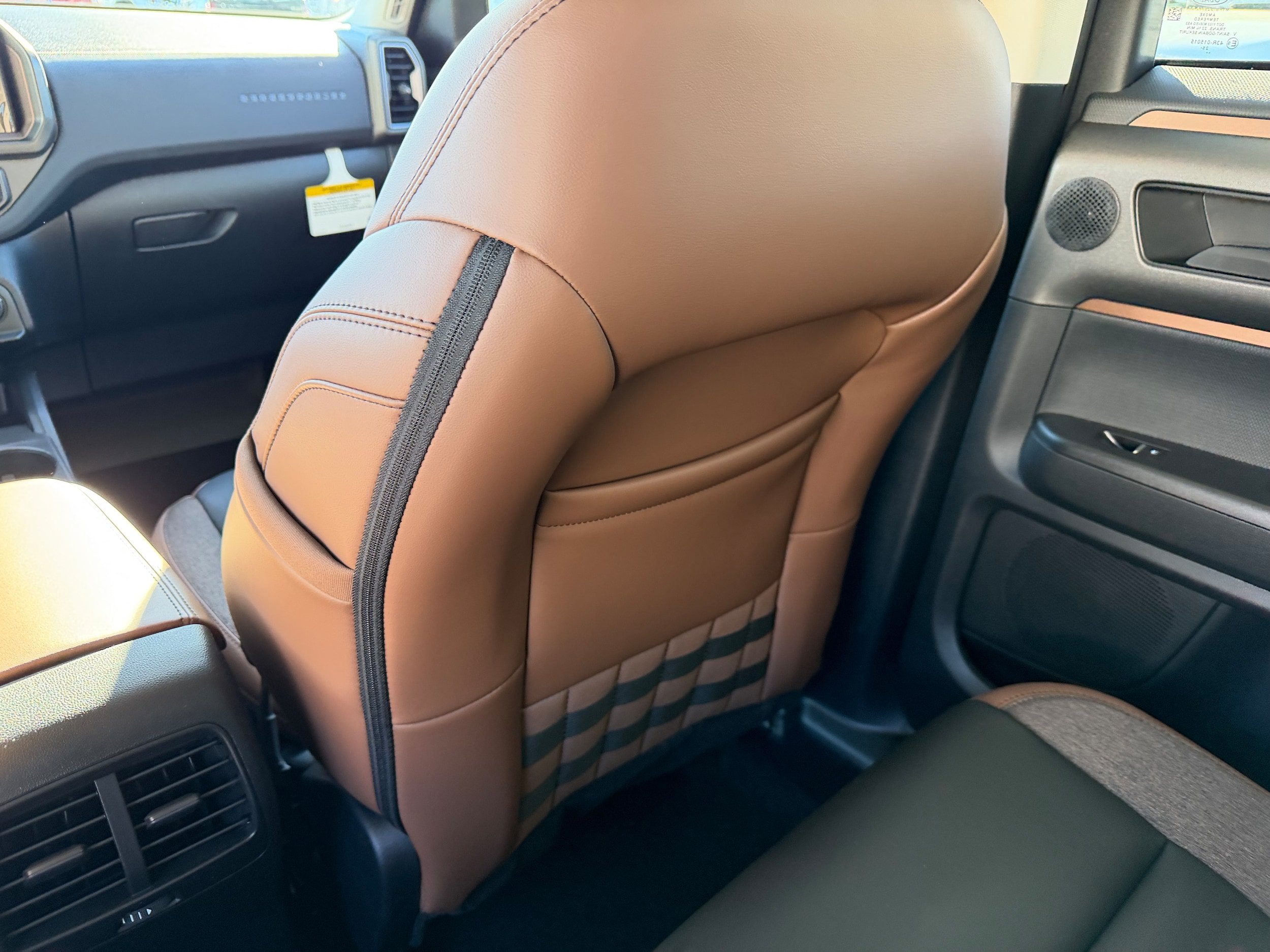 New 2026 Ford Bronco Sport Outer Banks w/ Outer Banks Tech Package+ AWD/4WD image 16