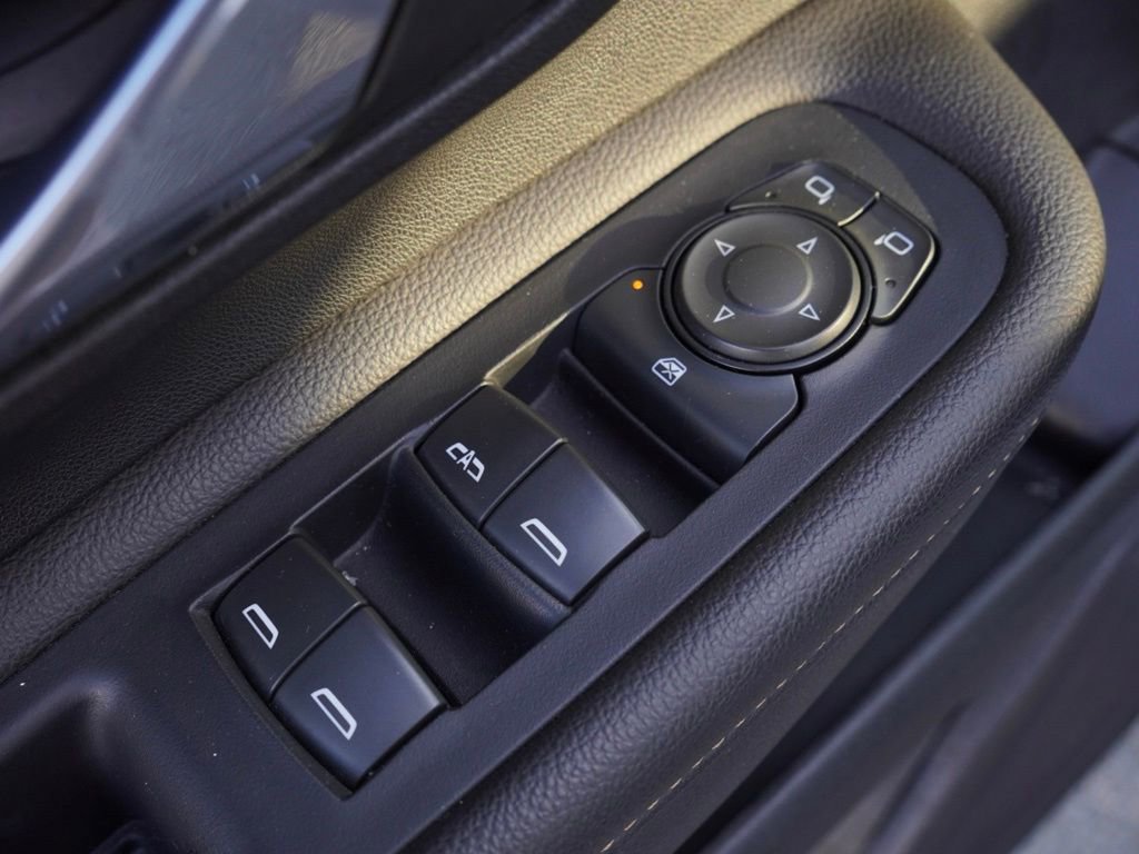 Used 2020 GMC Terrain SLE image 13