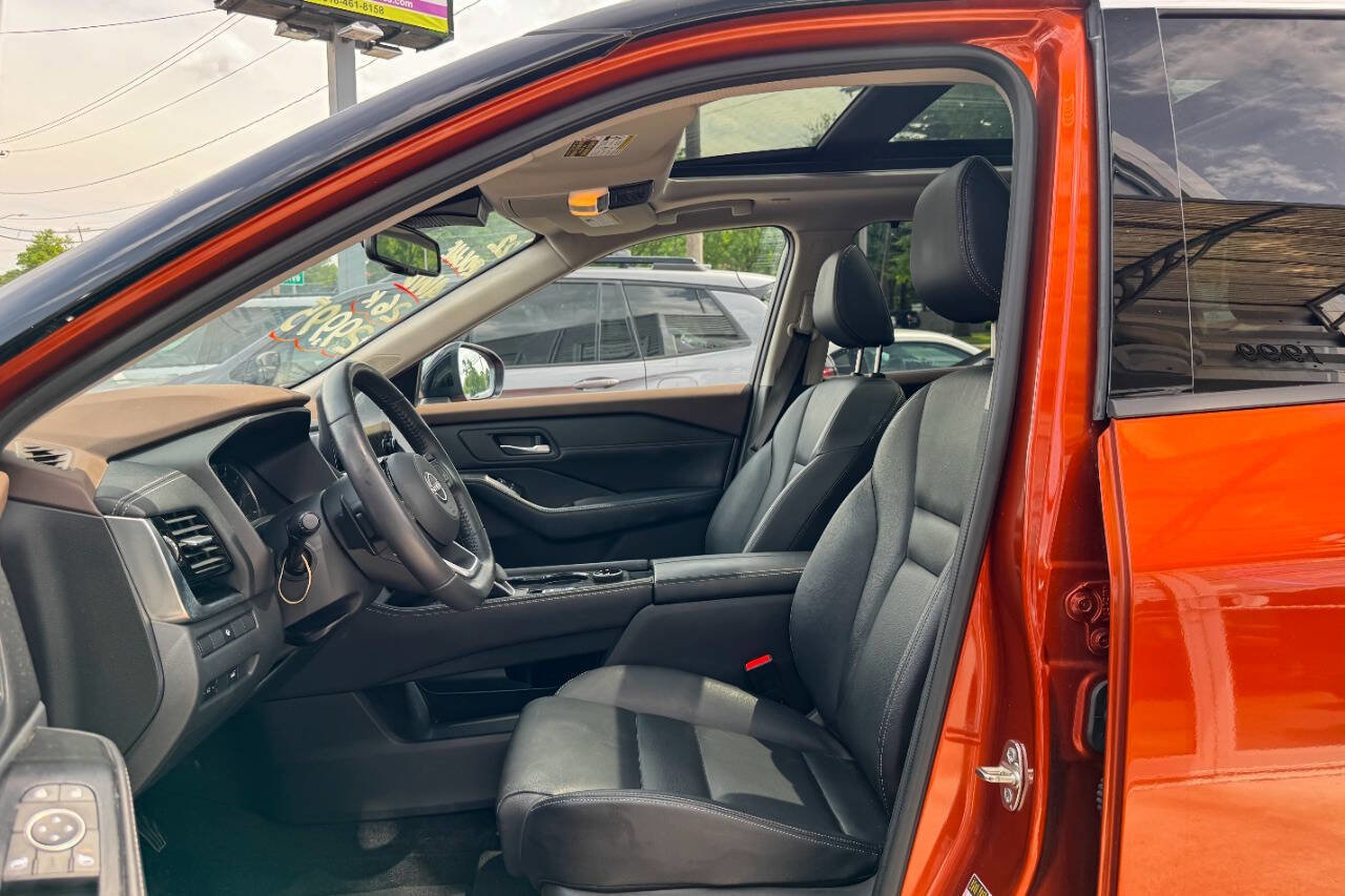 Used 2022 Nissan Rogue SL w/ SL Premium Package image 17