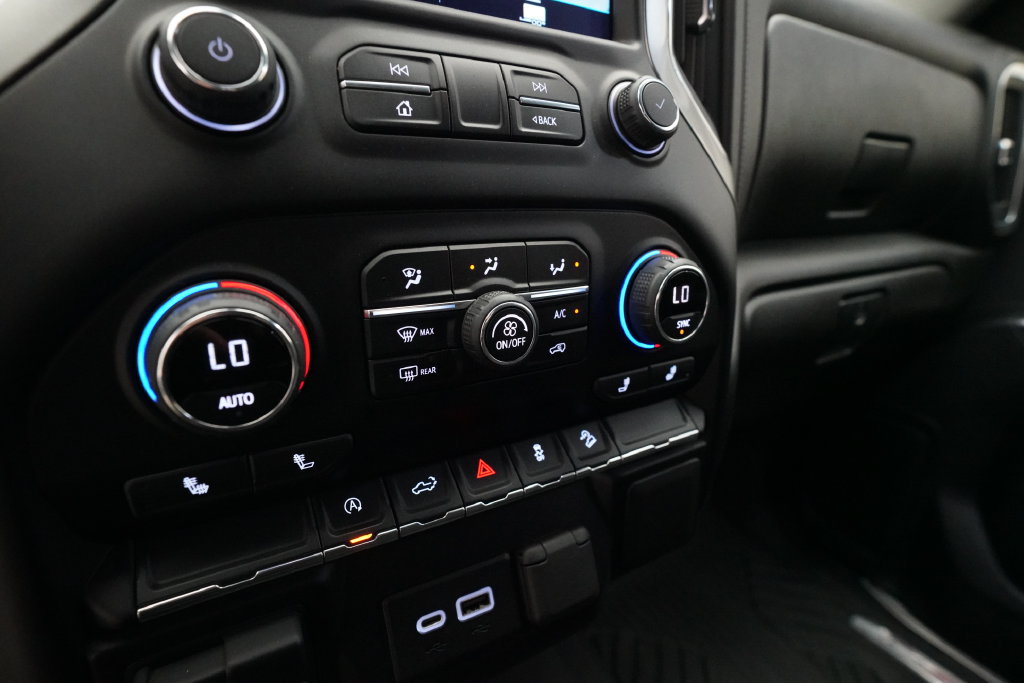 Used 2021 Chevrolet Silverado 1500 RST AWD/4WD image 20
