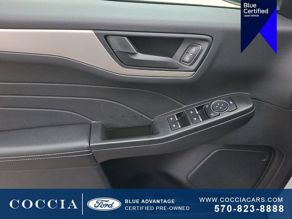 Used 2022 Ford Escape SE w/ Convenience Package image 12