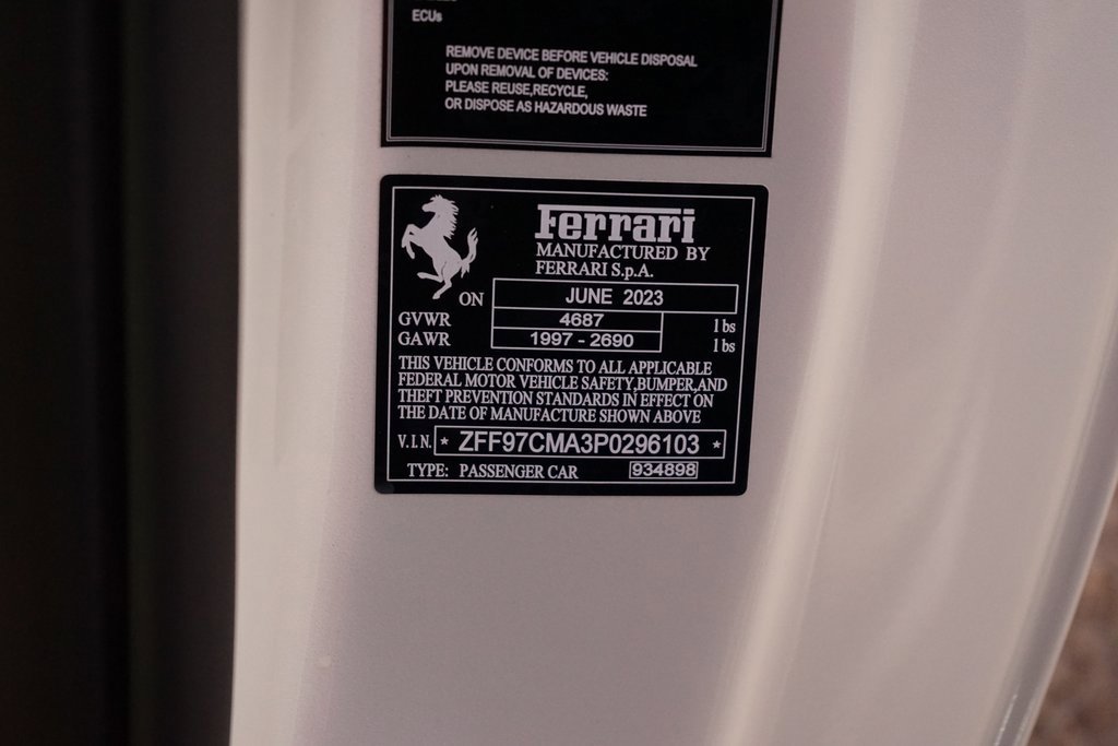 Used 2023 Ferrari 812 GTS image 37
