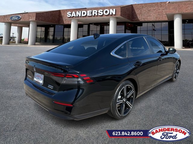Used 2024 Honda Accord Sport image 3