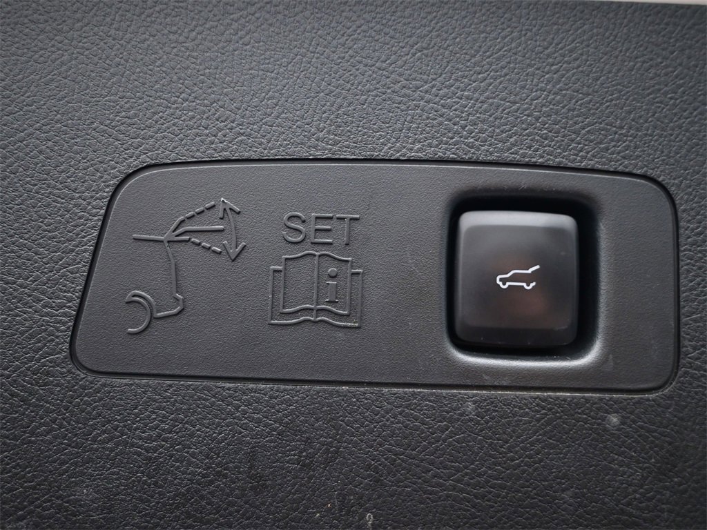 Used 2021 Lincoln Corsair AWD w/ Premium Package image 55