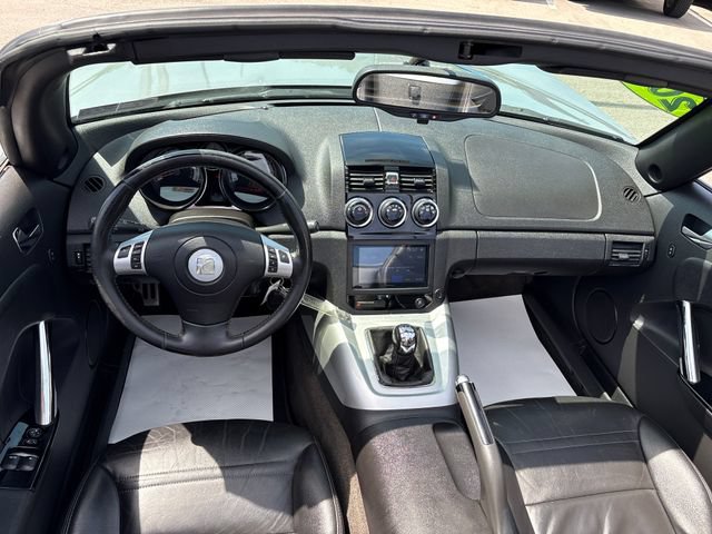 Used 2007 Saturn Sky Red Line RWD image 10