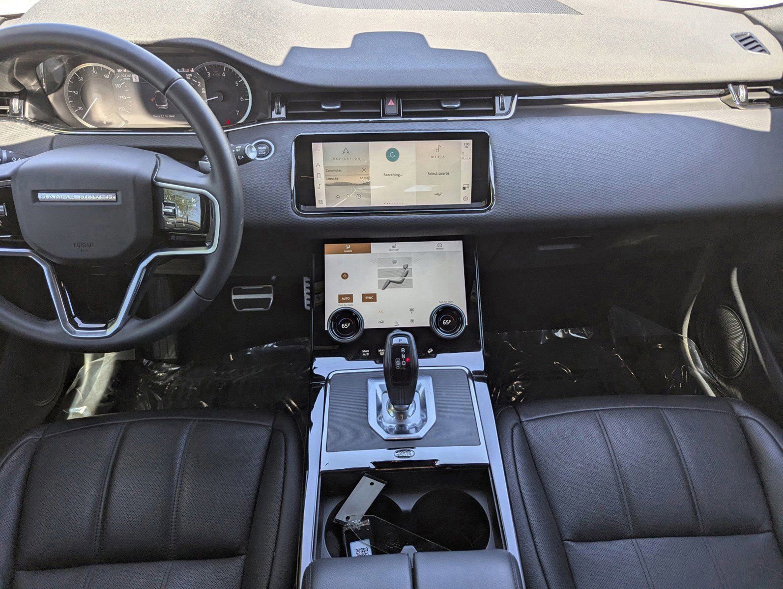 Used 2023 Land Rover Range Rover Evoque R-Dynamic S AWD/4WD image 16
