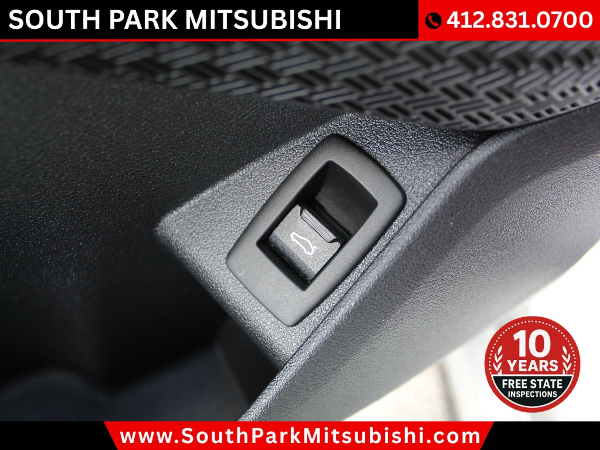 Used 2025 BMW X1 xDrive28i w/ M Sport Package AWD/4WD image 16