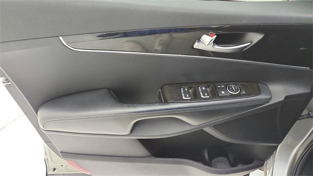 Used 2017 Kia Sorento LX image 23