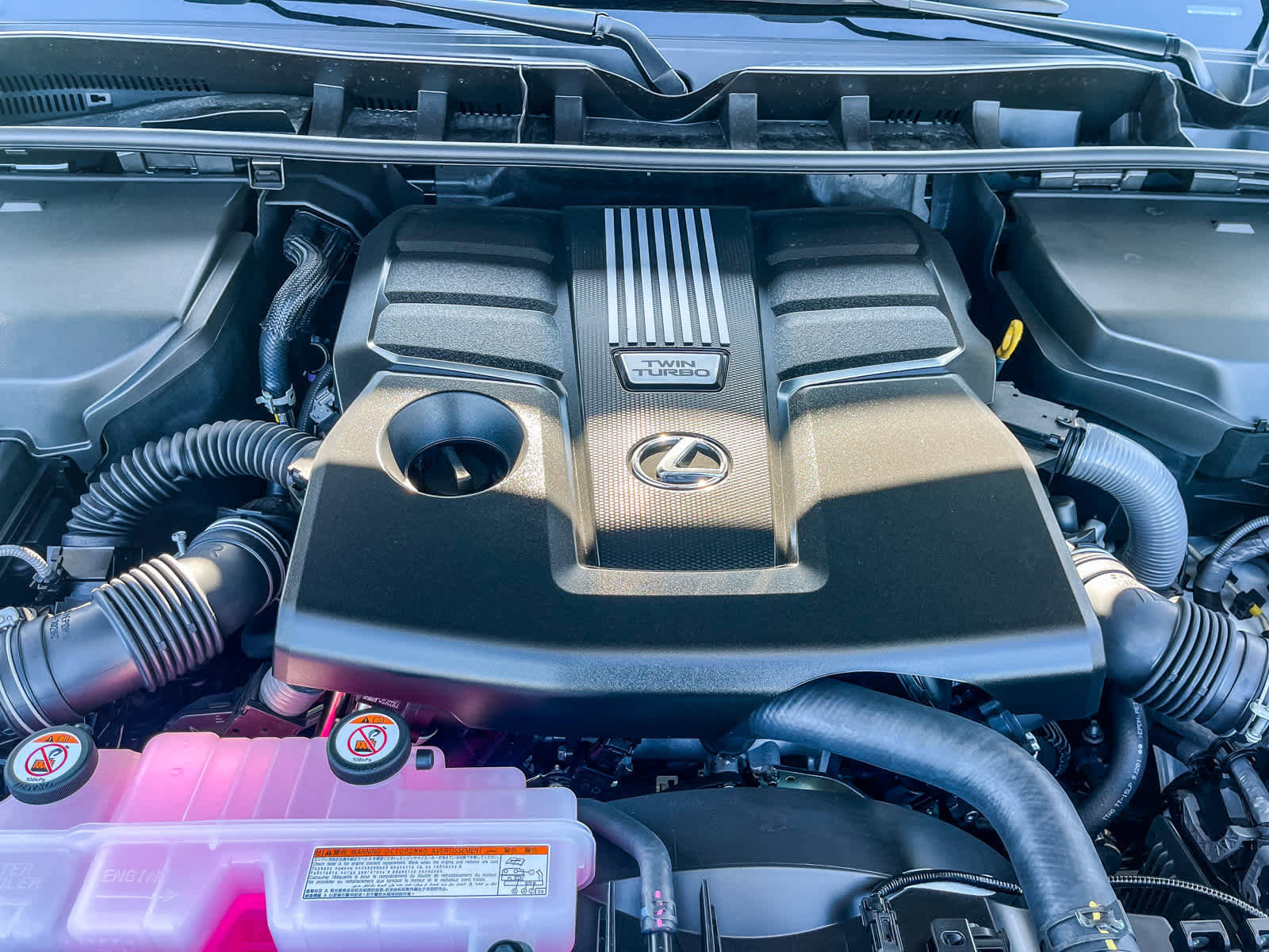 New 2026 Lexus LX 600 4WD w/ Luxury Package image 12