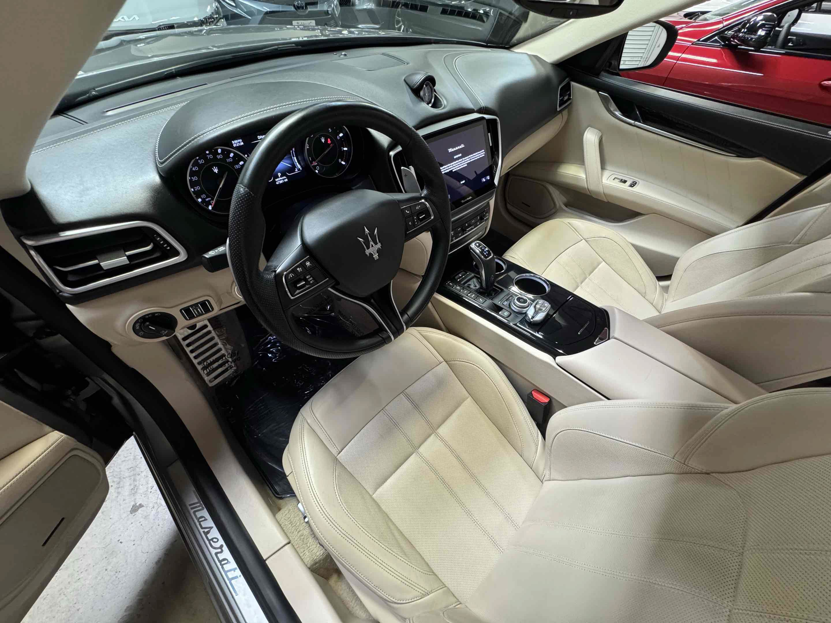 Used 2021 Maserati Ghibli S GranSport RWD image 50