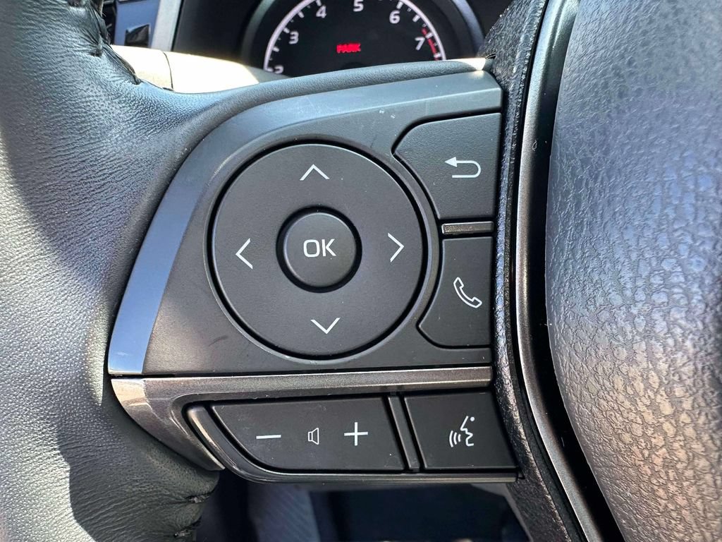 Used 2023 Toyota Camry SE AWD/4WD image 19