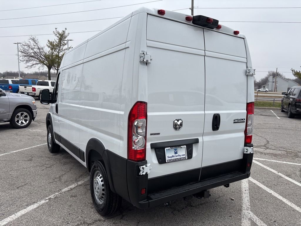 New 2026 RAM ProMaster 2500 image 22