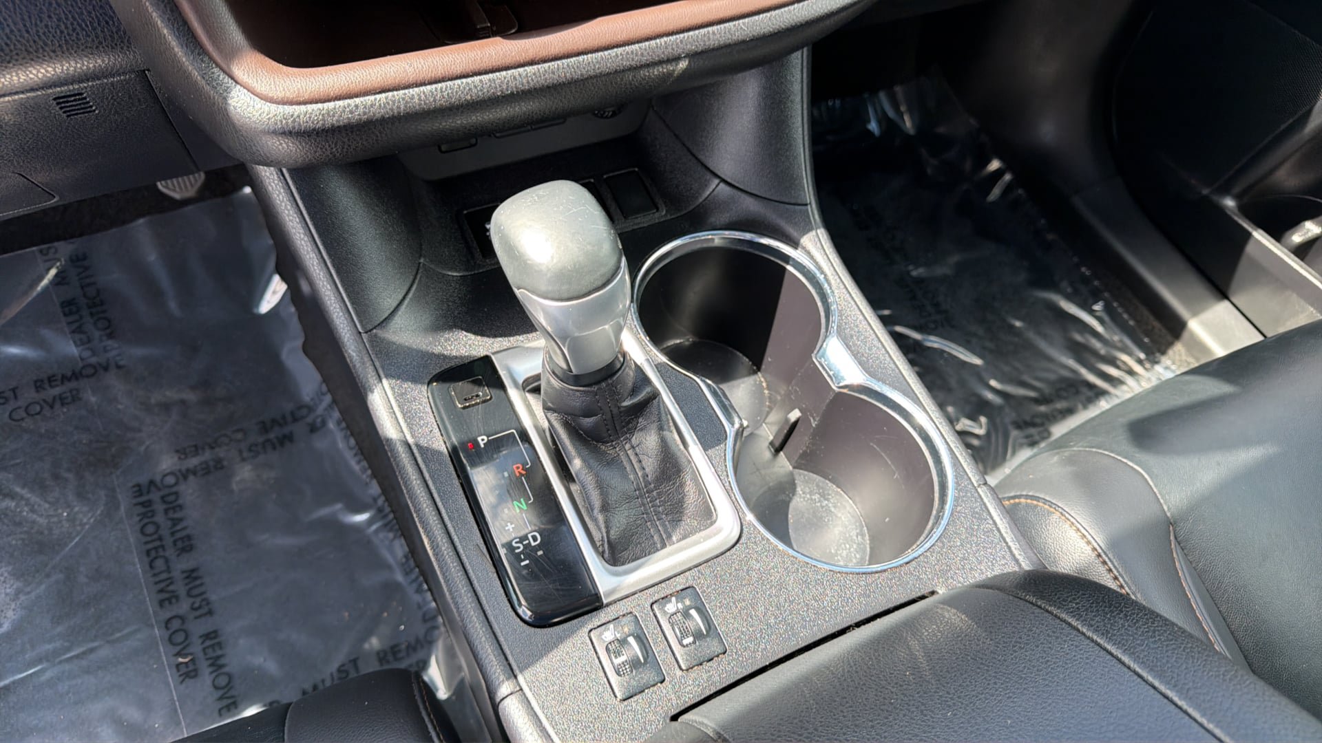 Used 2019 Toyota Highlander XLE AWD/4WD image 21