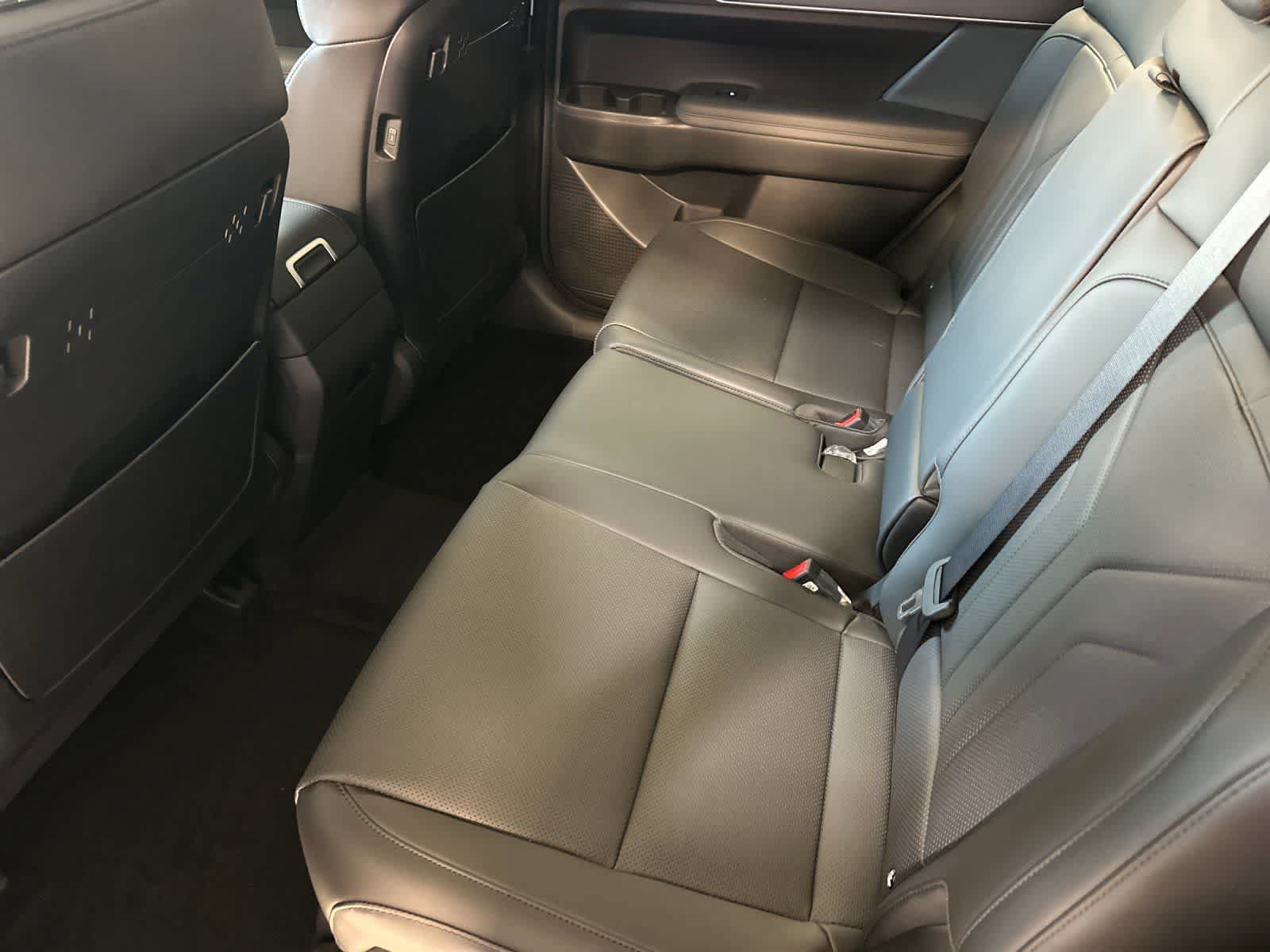 New 2026 Hyundai Santa Fe SEL FWD image 4