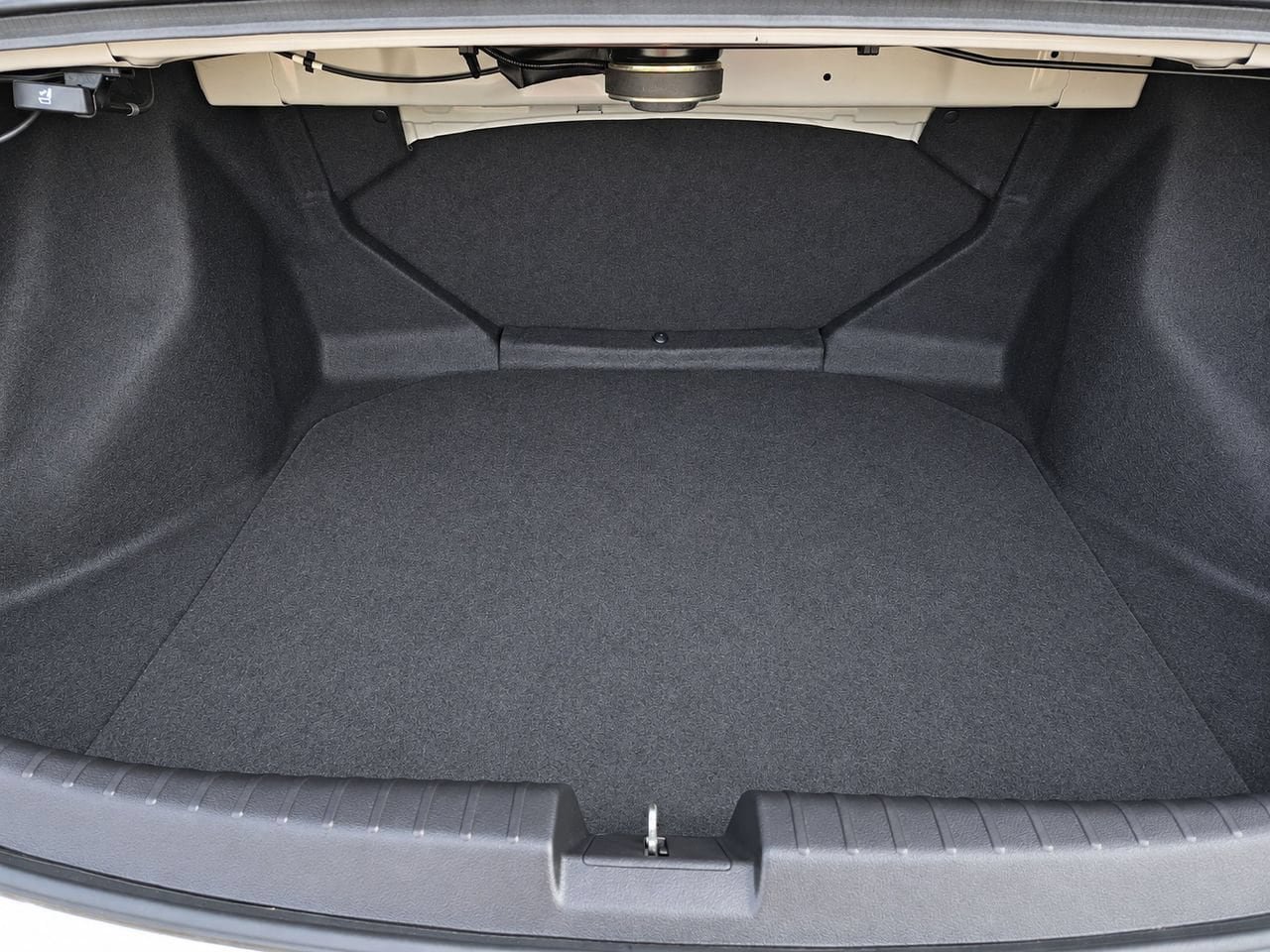 Used 2019 Acura ILX w/ Premium Package FWD image 27