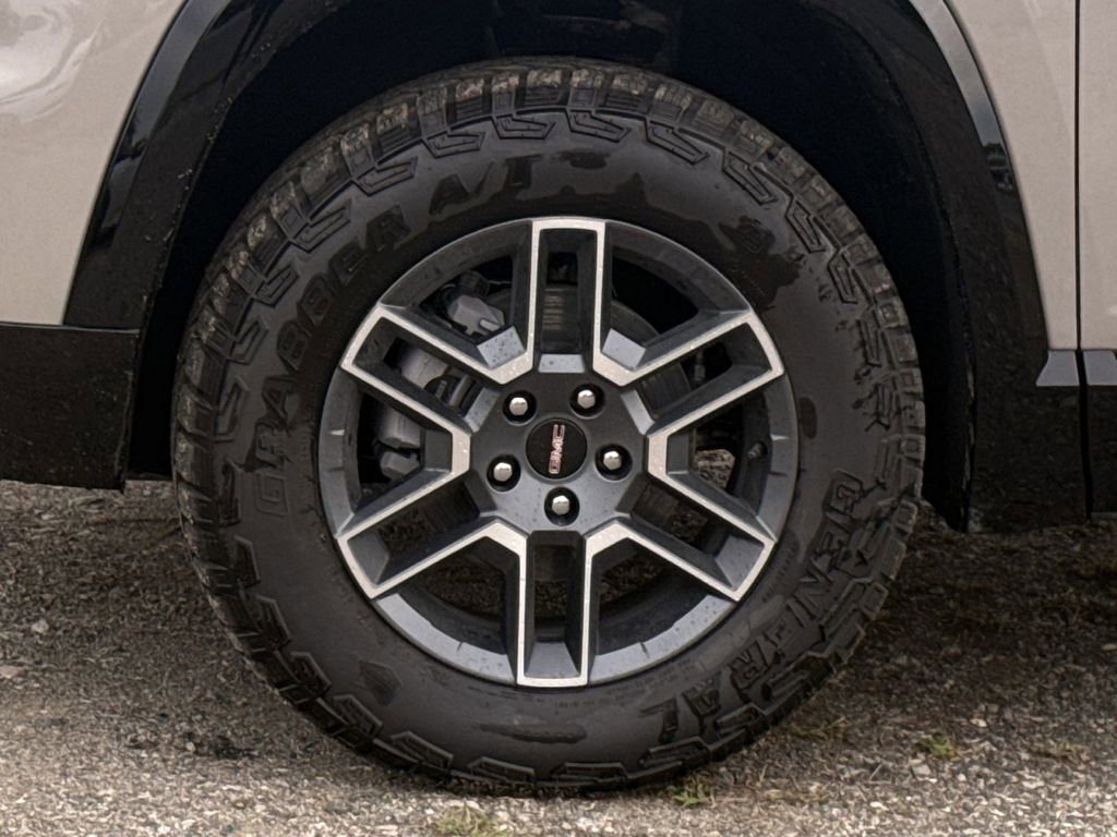 New 2026 GMC Terrain AT4 w/ Convenience Package III image 12