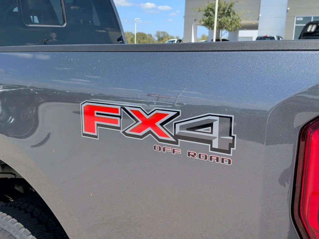 New 2027 Ford F250 Lariat w/ Lariat Premium Package AWD/4WD image 46