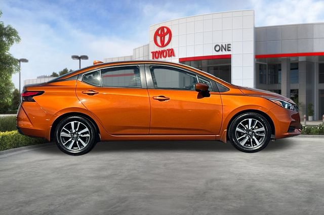 Used 2022 Nissan Versa SV w/ Trunk Package FWD image 3