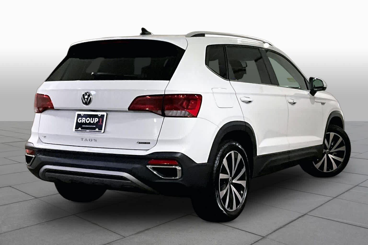 Used 2022 Volkswagen Taos SE AWD/4WD image 12