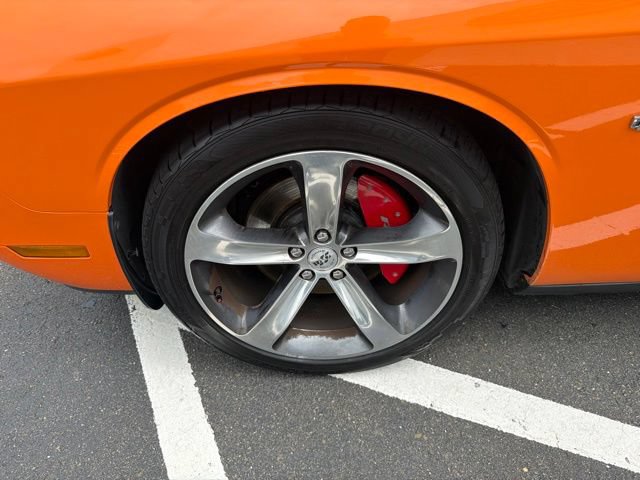 Used 2014 Dodge Challenger R/T RWD image 24