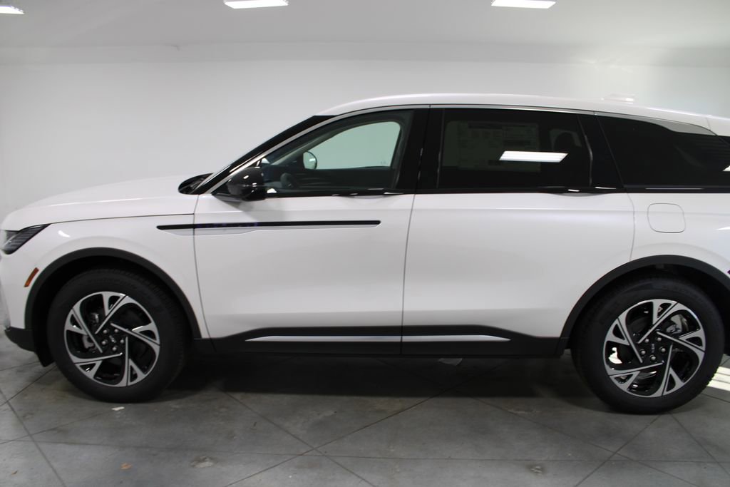 New 2026 Lincoln Nautilus Premier image 5