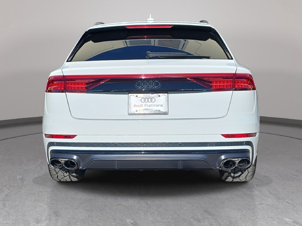 Used 2023 Audi SQ8 Prestige AWD/4WD image 7