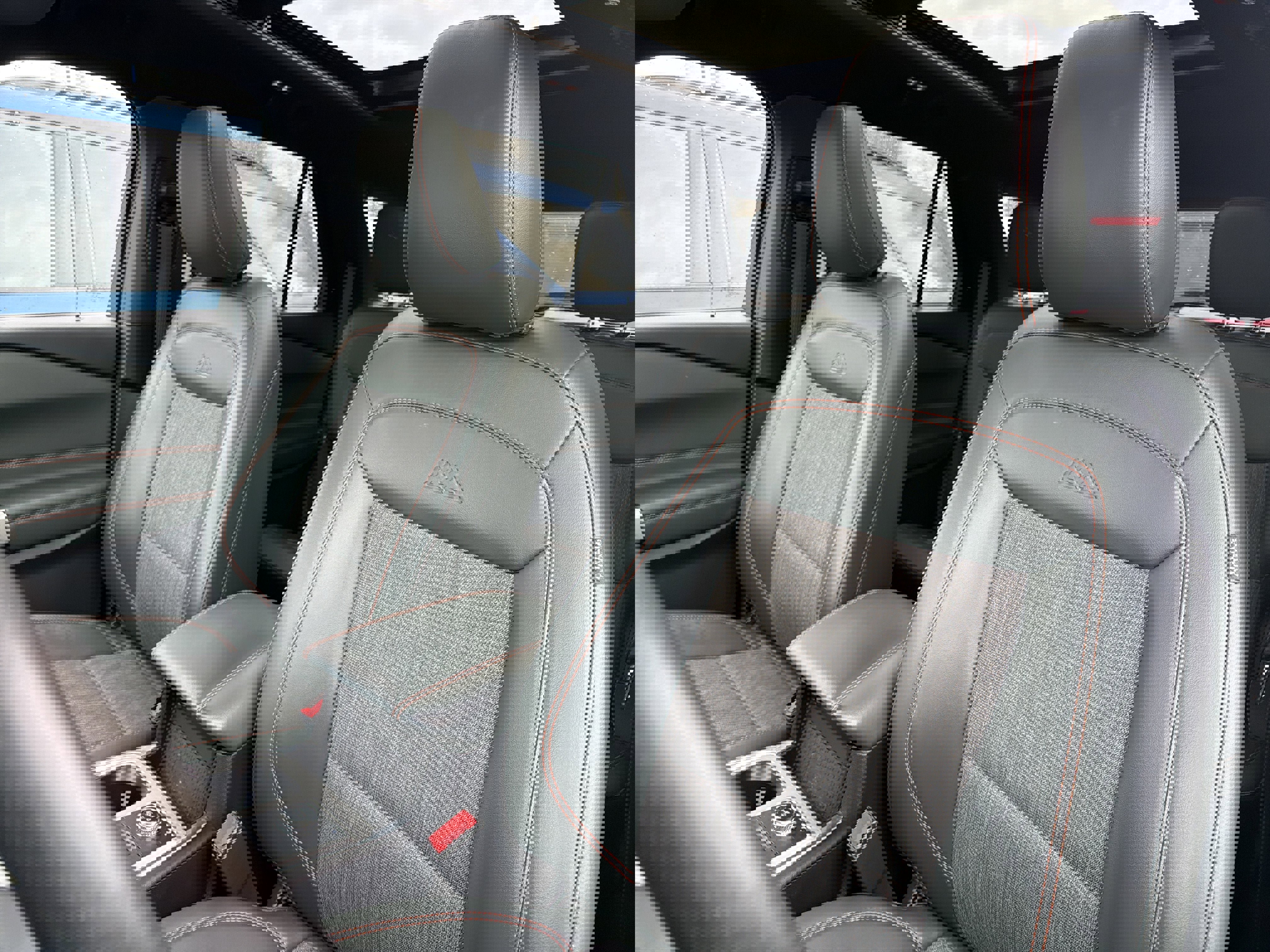 Used 2022 Ford Explorer Timberline w/ Timberline Technology Package image 9