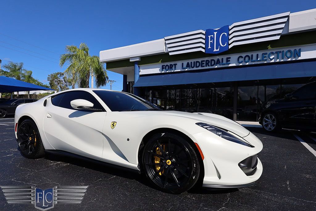 Used 2020 Ferrari 812 Superfast image 4