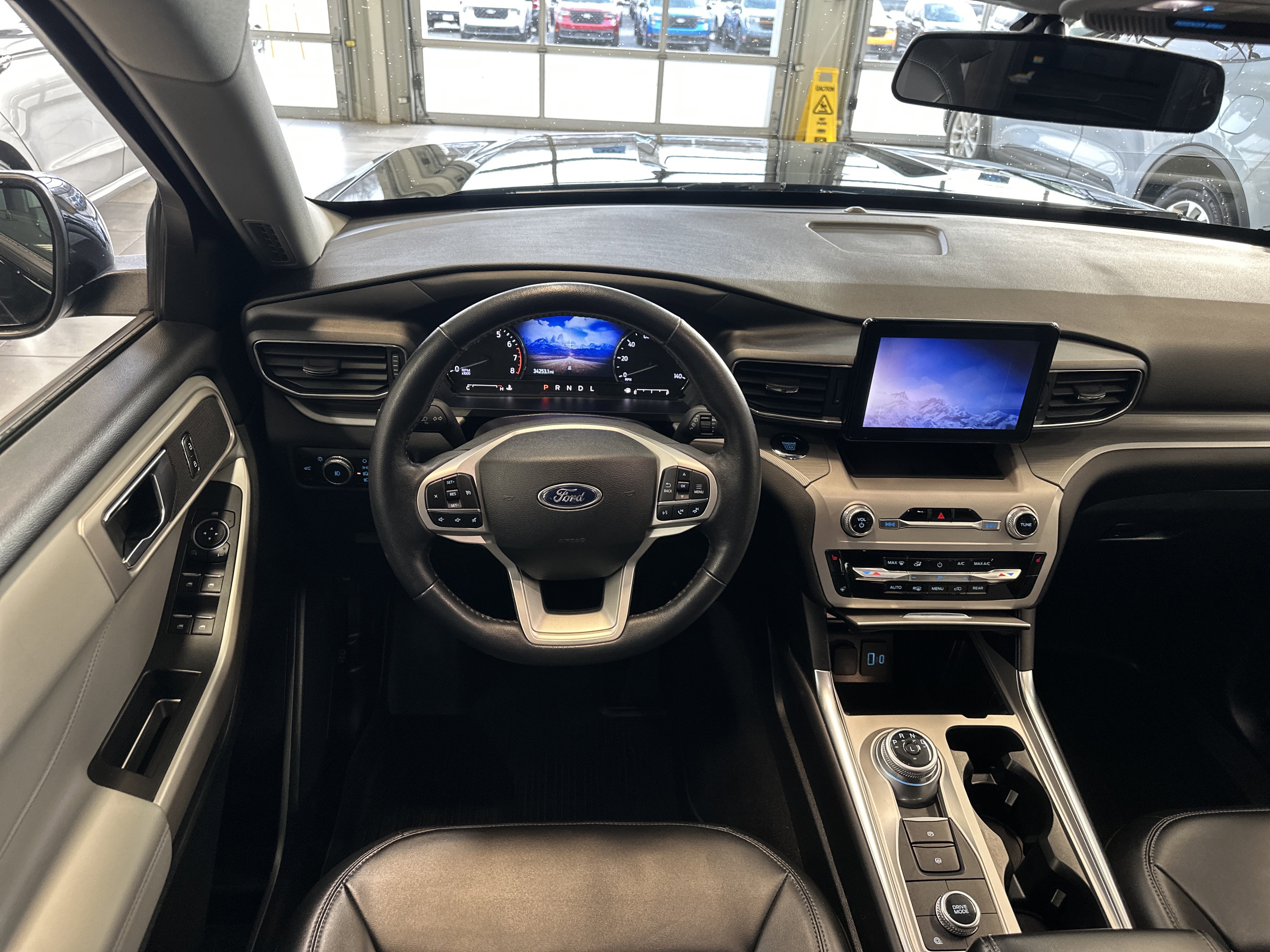 Used 2023 Ford Explorer XLT w/ Equipment Group 202A image 2