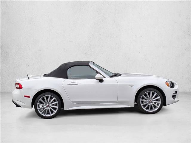 Used 2020 FIAT 124 Spider Lusso w/ Navigation & Sound Group RWD image 4