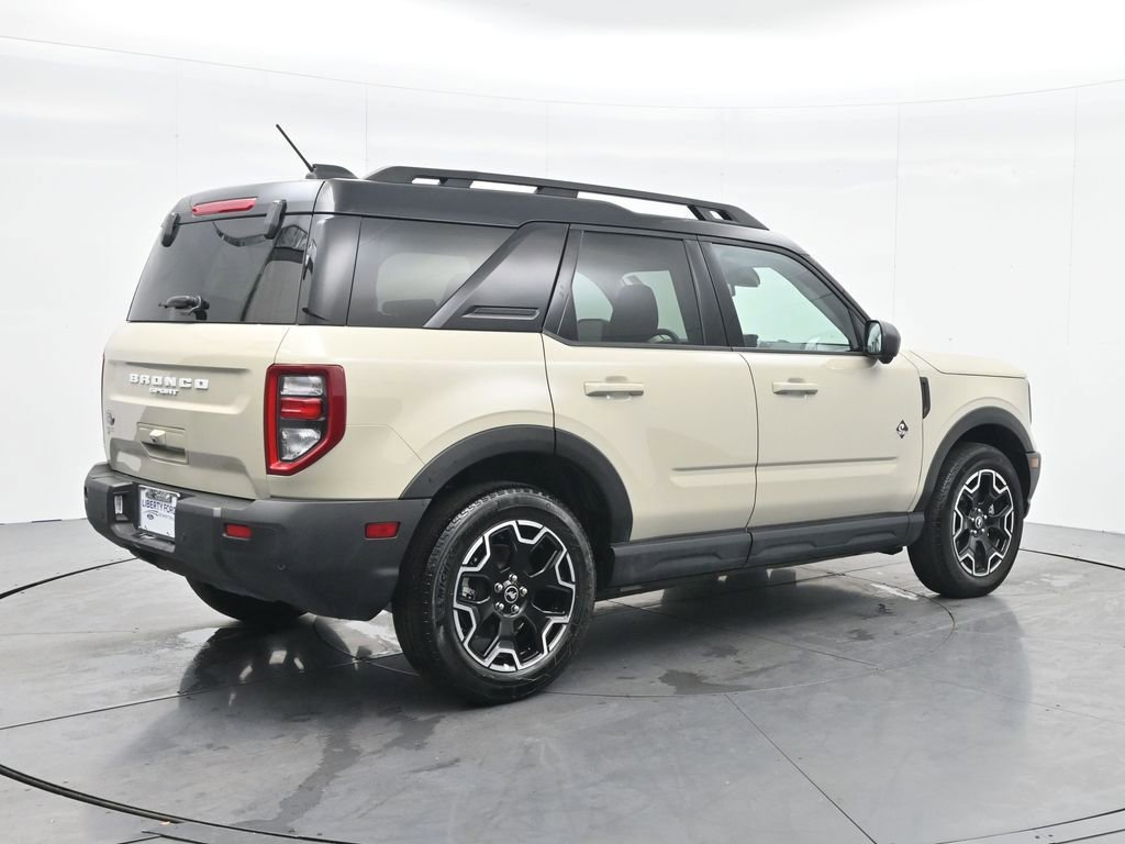Used 2025 Ford Bronco Sport Outer Banks w/ Outer Banks Tech Package+ AWD/4WD image 5