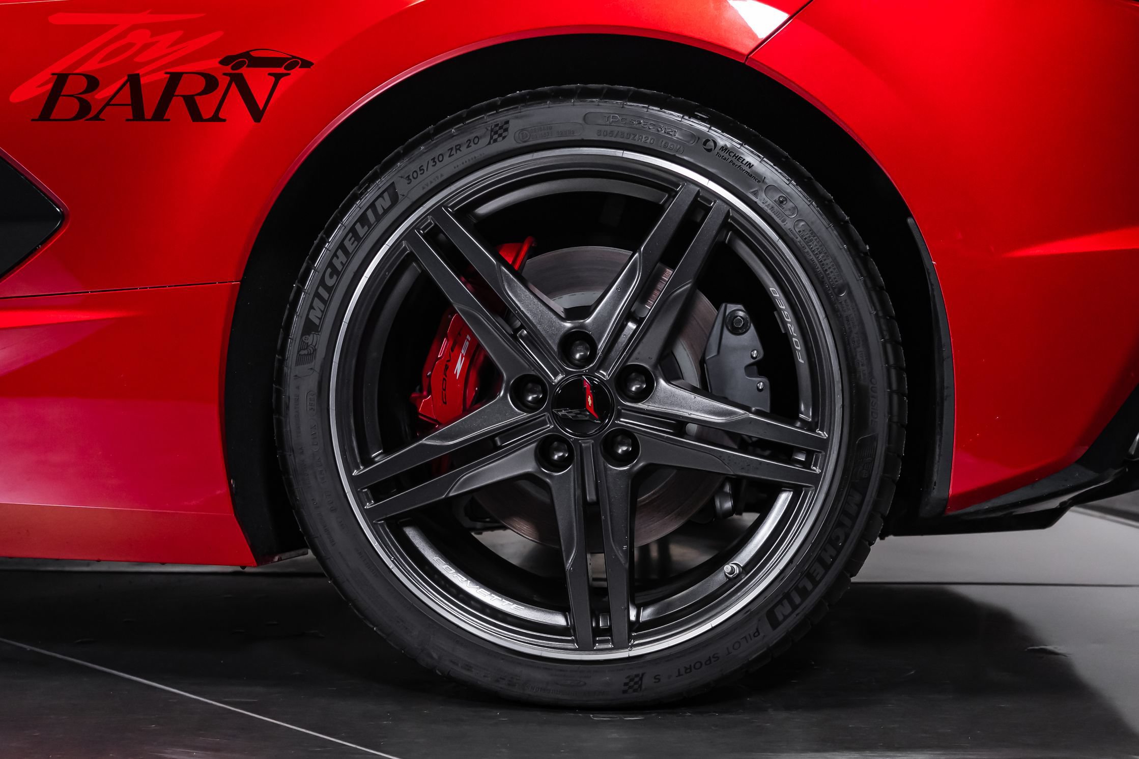 Used 2025 Chevrolet Corvette Stingray Preferred Cpe w/ Z51 Performance Package RWD image 25