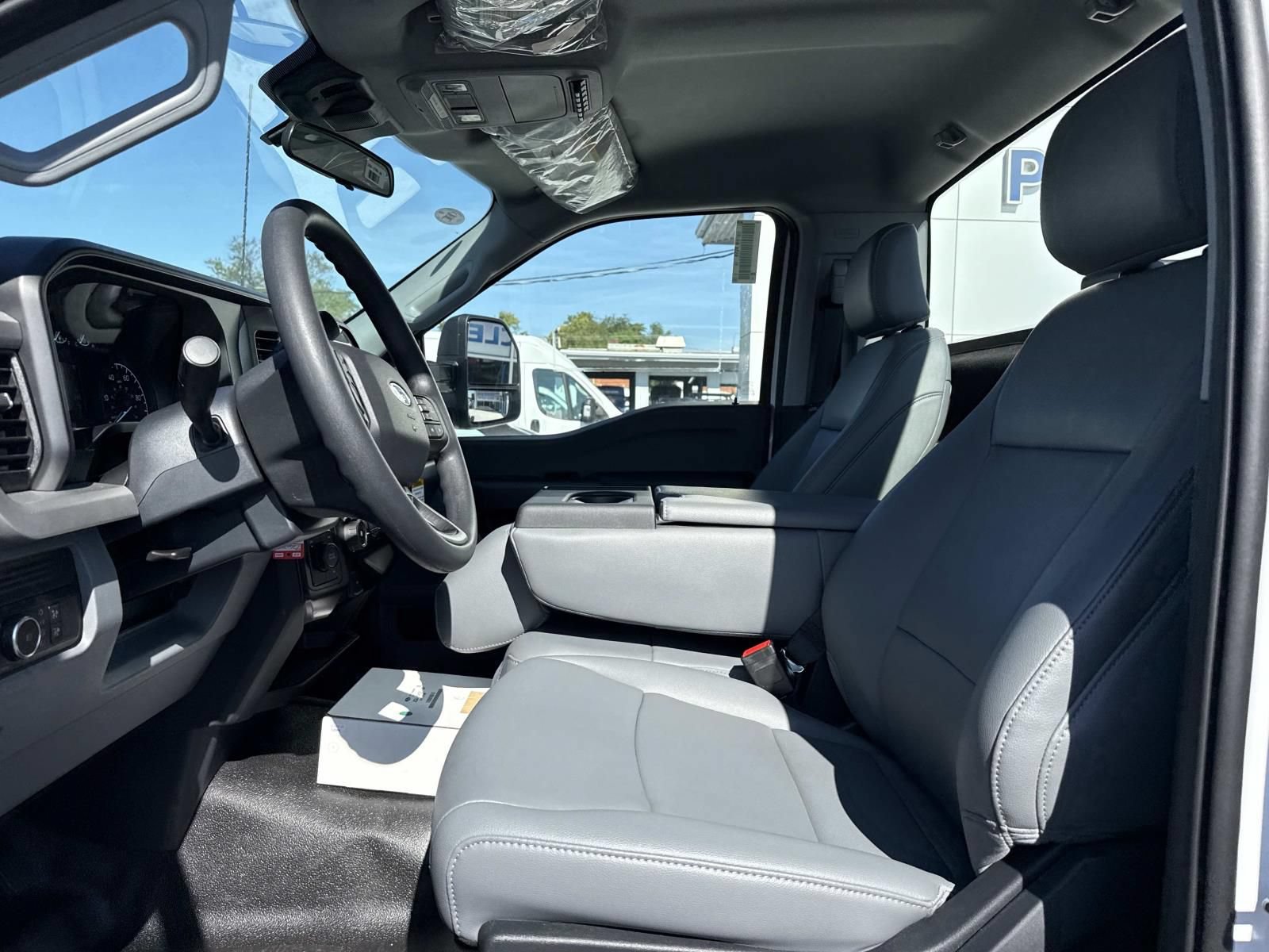New 2026 Ford F350 XL w/ XL Chrome Package AWD/4WD image 10