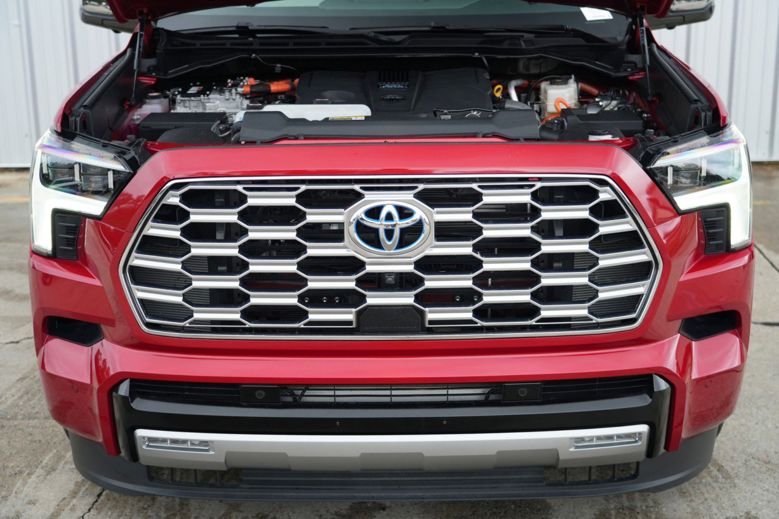 Used 2024 Toyota Sequoia Capstone image 8